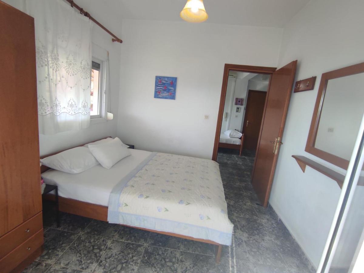 Peristerianos Apartments Nea Skioni Luaran gambar