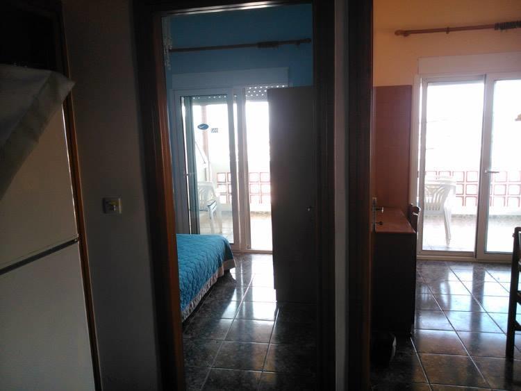 Peristerianos Apartments Nea Skioni Luaran gambar