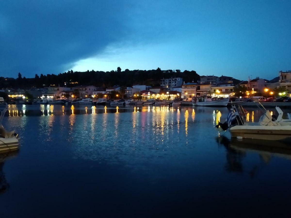 Peristerianos Apartments Nea Skioni Luaran gambar